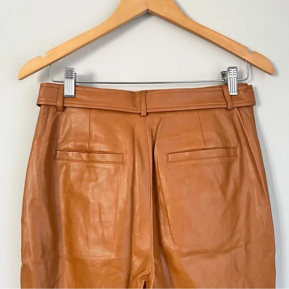 7 For All Mankind Faux Leather Wide Leg Pleated Pants Size Small - Picture 5 of 8